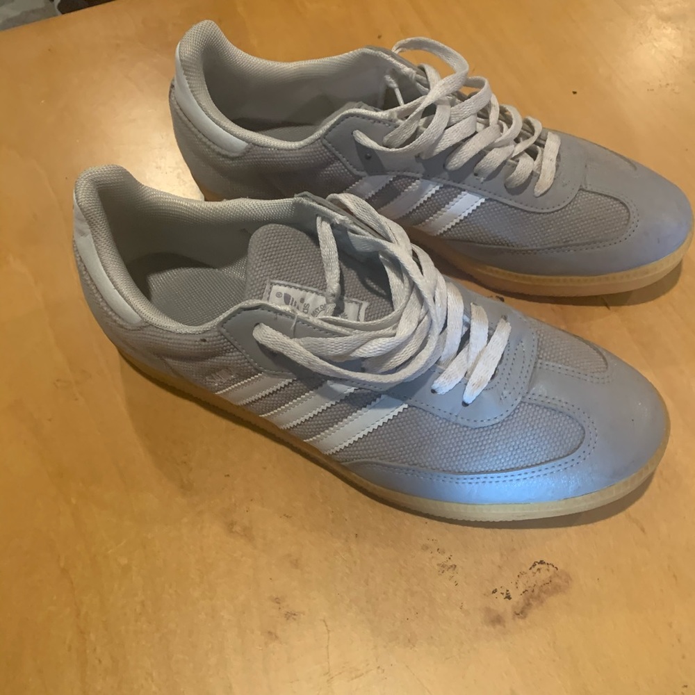 Adidas Sneaker